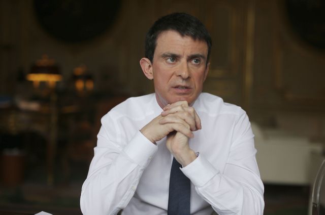 Manuel Valls dans son bureau