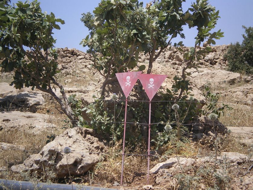 Mines situées sur une zone de pâturage, à côté d'Erbil