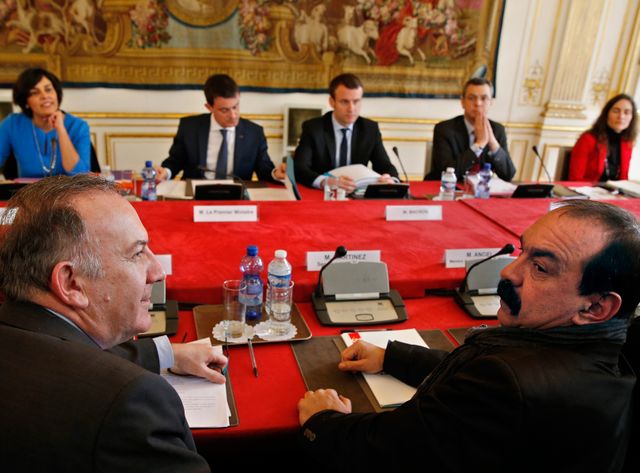 Les partenaires sociaux à Matignon pour connaître les arbitrages sur la loi travail