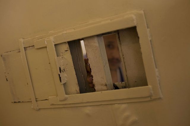 Cellule de la prison de Kowafia à Benghazi en 2011