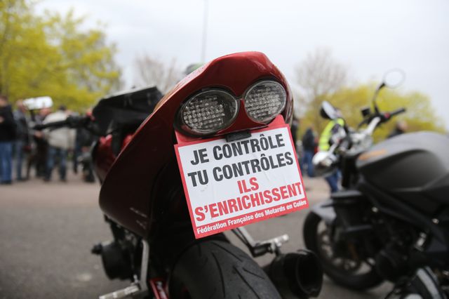 Les motards mobilisés contre les contrôles techniques