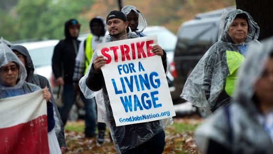 Manifestation devant le Capitole pour un smic à 15$/h (nov 2015) ©Maxppp - Shawn Thew