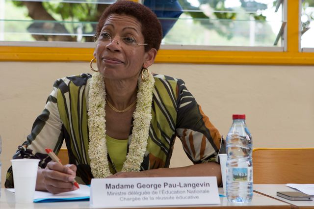 Georges Pau-langevin, lors de son déplacement à Mayotte en 2014