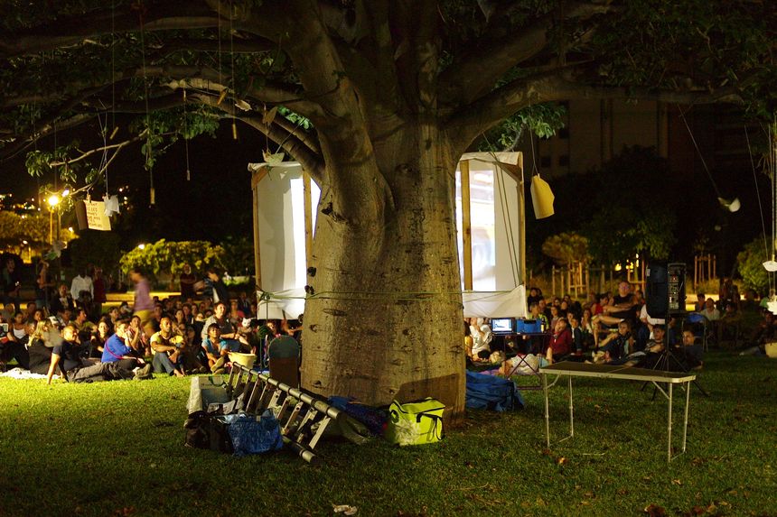 Projection de film à Champ Fleuri