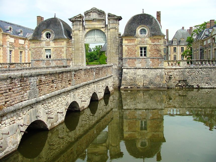 La Ferté St Aubin - Le château