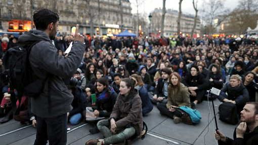 Le mouvement "Nuit debout" à Paris, Place de la République, 11 avril 2016