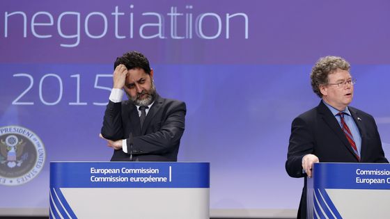 Les négociateurs européen et américain du TAFTA-TTIP ©Reuters - F.Lenoir
