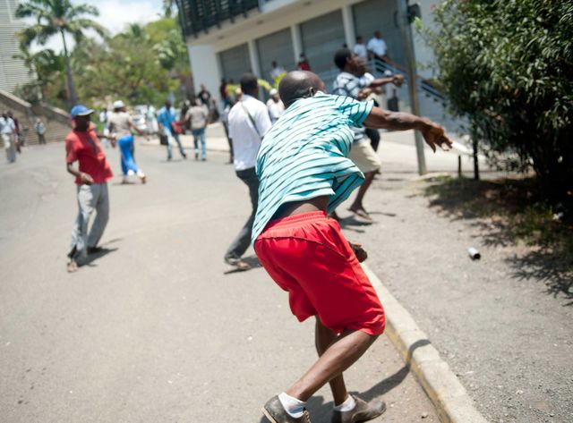Mamoudzou, incidents durant la grève générale de 2011
