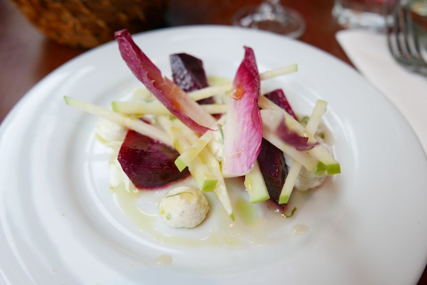 Salade de betterave, granny smith et brocciu - Les Arlots