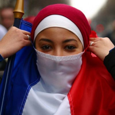 Femme voilée lors d'une manifestation à Paris