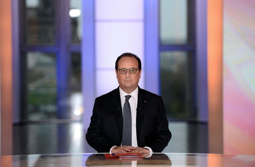 François HOLLANDE sur la plateau de Dialogues Citoyens