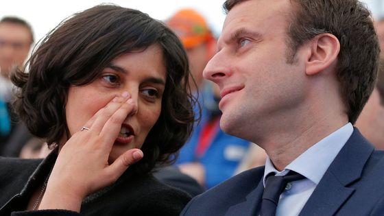 Myriam El Khomri et Emmanuel Macron, 22 février 2016 ©Reuters - V.Kessler
