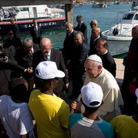 Le Pâpe François en visite à Lampedusa, à l'été 2013