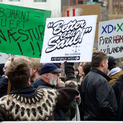 Manifestation à Reykjavik en Islande contre le premier ministre