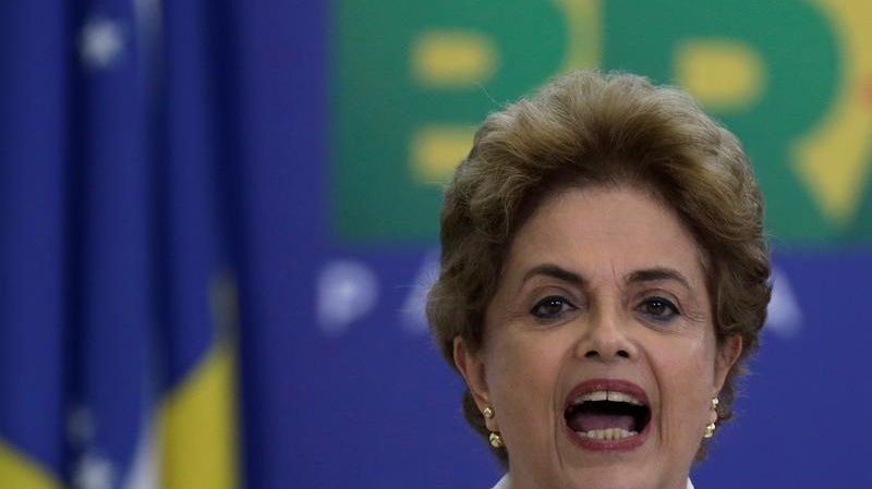 Dilma Rousseff lors d'un meeting à Brasilia le mardi 12 avril