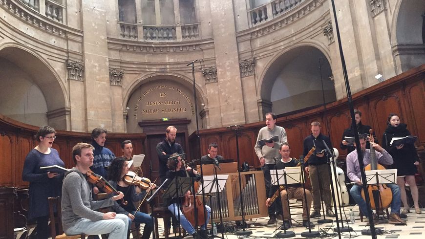 L'ensemble Vox Luminis en répétition avant le concert du 12 avril 2016.