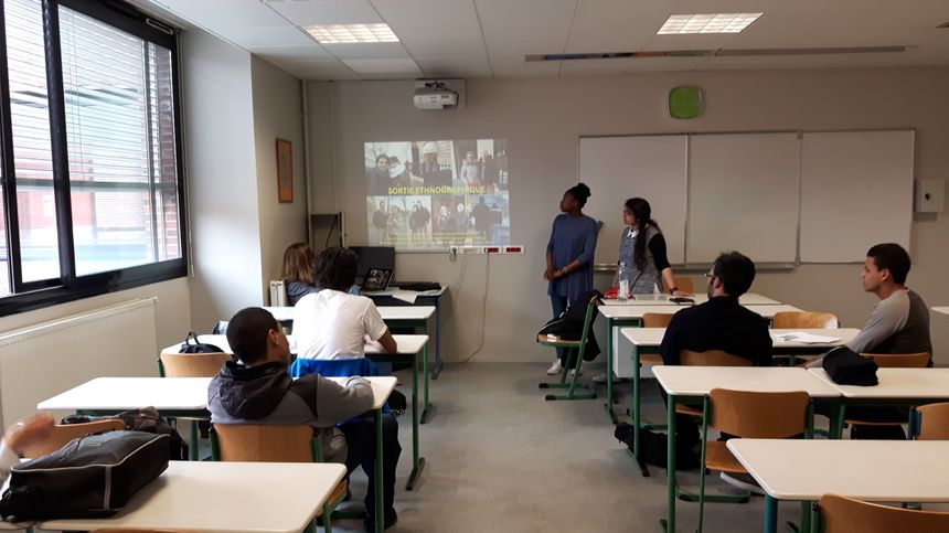 Une classe du lycée Le Corbusier