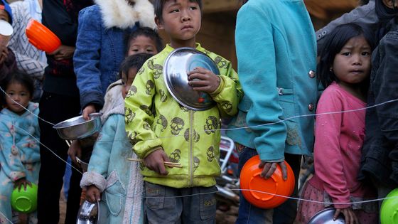 Dans un camp de réfugiés à la frontière birmane ©Reuters - Jianan Yu