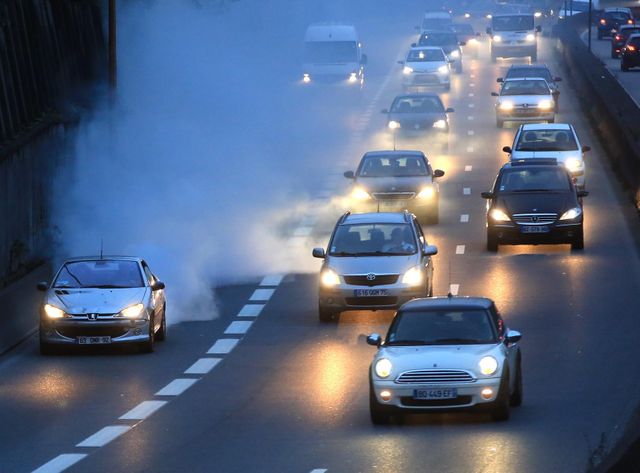 Les voitures mises en circulation avant 1997 interdites à Paris dès le 1er juillet.
