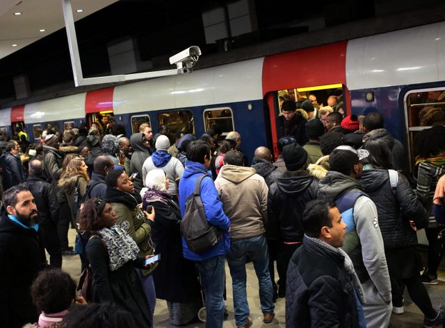 Trois syndicats sur quatre ont appelé à la grève illimitée dans le secteur ferroviaire à partir de ce mercredi