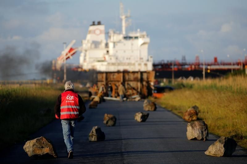 Blocage de la raffinerie de Donges le 23 mai 2016