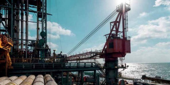 Vue de la plateforme de forage Cajun Express de Cairn au large du Sénégal