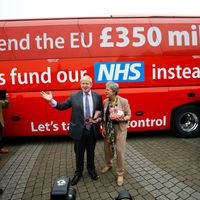 Boris Johnson devant son bus de campagne pro-Brexit