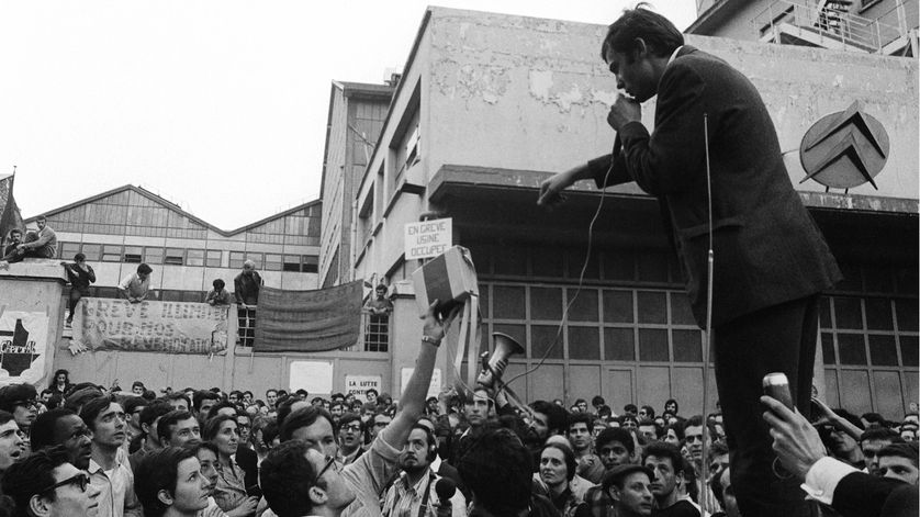 Manifestation de l'UNEF devant Citroën le 01/06/1968.