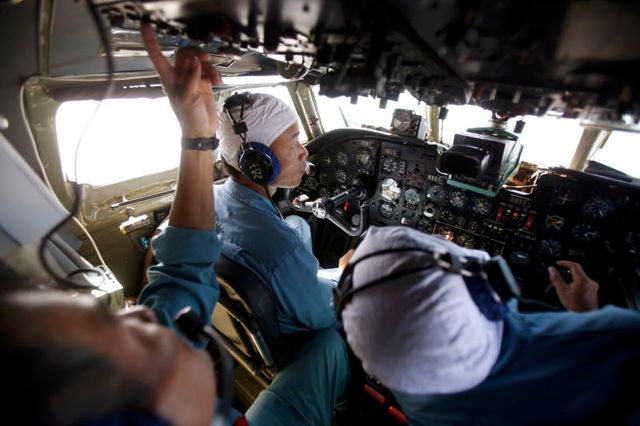 un dernier signal du vol mh370 peut-être détecté dans le détroit de malacca