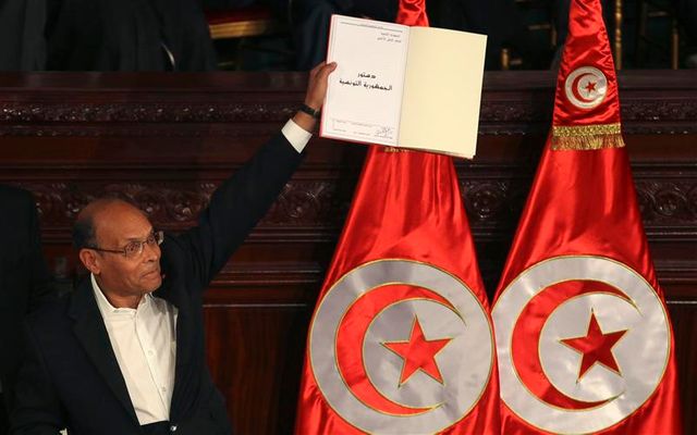 cérémonie d'adoption de la nouvelle constitution tunisienne ce vendredi