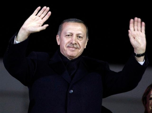 recep tayyip erdogan acclamé par ses partisans