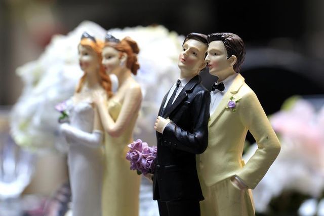 divisions au sein de l'ump sur la question du mariage homosexuel