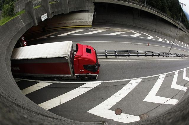 la date d'entrée en vigueur de l'écotaxe maintenue