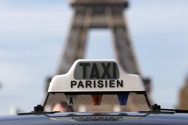 les députés tentent d’apaiser le conflit entre les taxis et les vtc
