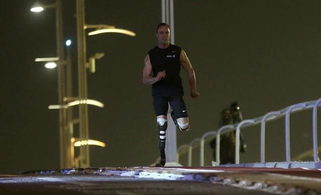 oscar pistorius arrêté après le meurtre de sa compagne