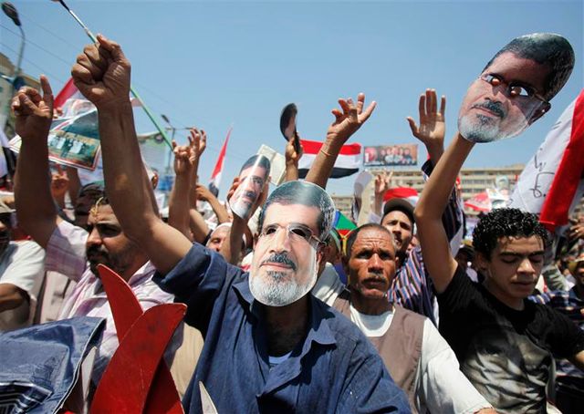 mohamed morsi accusé de meurtre et d’enlèvement par le pouvoir égyptien