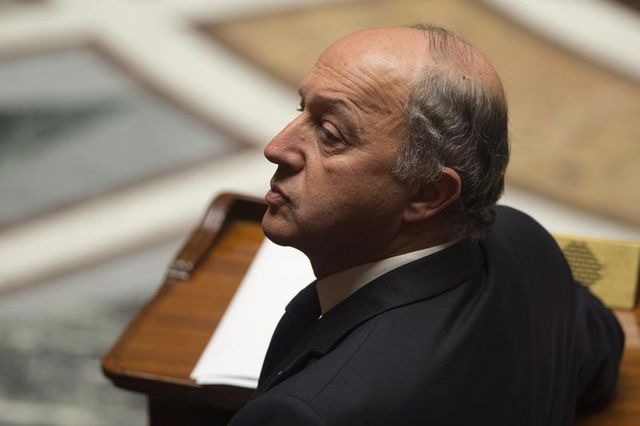 laurent fabius doute de l'objectif de baisse des déficits