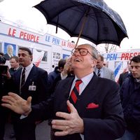 Jean-Marie Le Pen en campagne pour l'élection présidentielle à Lille, mars 1995