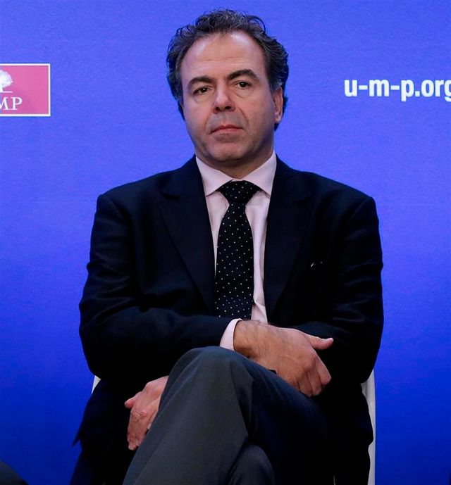 luc chatel pour une fédération franco-allemande au sein de l'ump