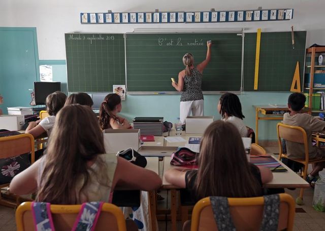 christian jacob appelle au report de la réforme de l'école