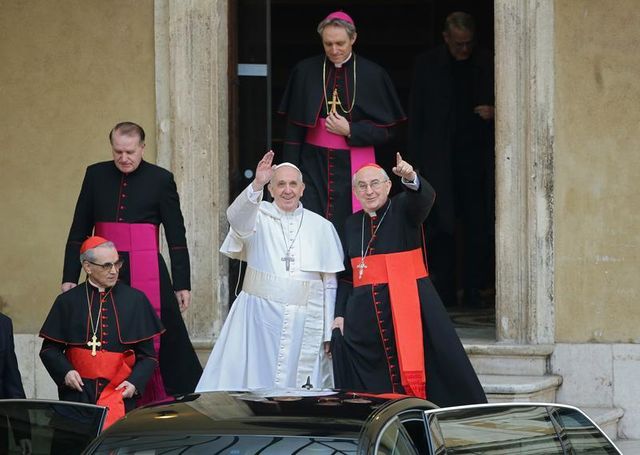 le pape invite les cardinaux à ne pas céder au pessimisme ni au découragement