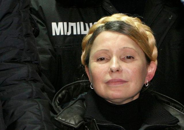 l'ex-premier ministre ukrainien ioulia timochenko est libre
