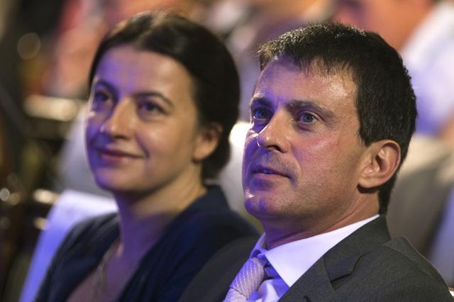 cécile duflot marque sa différence avec manuel valls