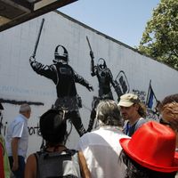 La fresque de l'artiste Goin à Grenoble crée la polémique et le débat