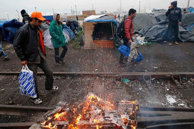 évacuation de trois camps de migrants à calais