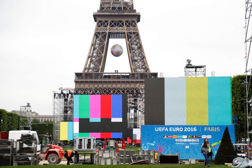 Installations avant l'UEFA Euro 2016, Paris, 3 juin 2016