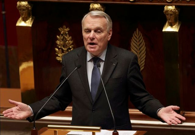 jean-marc ayrault se prononce pour un gouvernement resserré