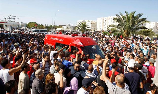 le meurtre d'un opposant tunisien provoque colère et incidents