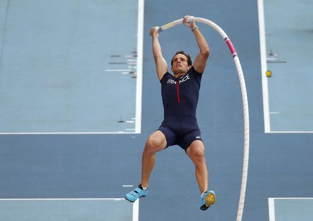 renaud lavillenie devra se contenter de l'argent à la perche