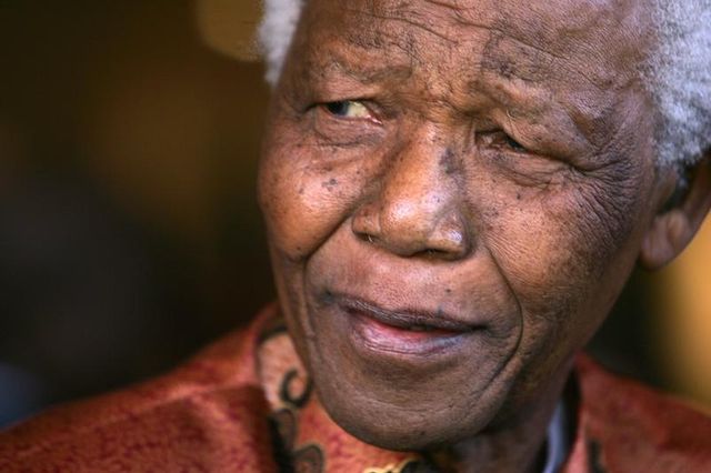 nelson mandela hospitalisé dans un état grave